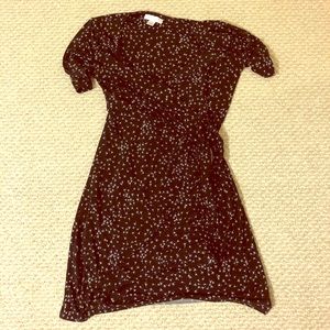 Perfect Motherhood Maternity wrap dress